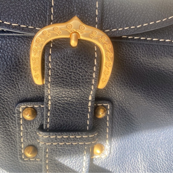 Vintage Dooney & Bourke Navy Leather Buckle Clutch Wristlet - Picture 3 of 16